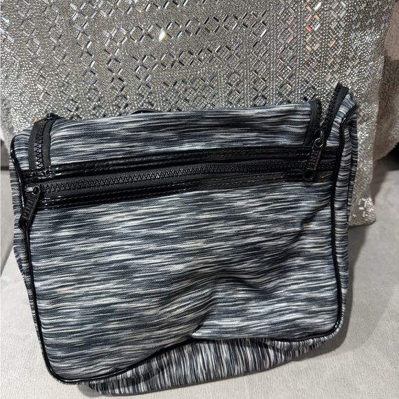 Victoria Secret PINK travel case - Picture 4 of 4